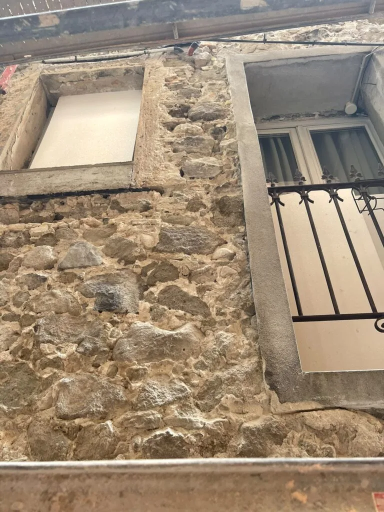 La chaux, matière reine du bâti ancien