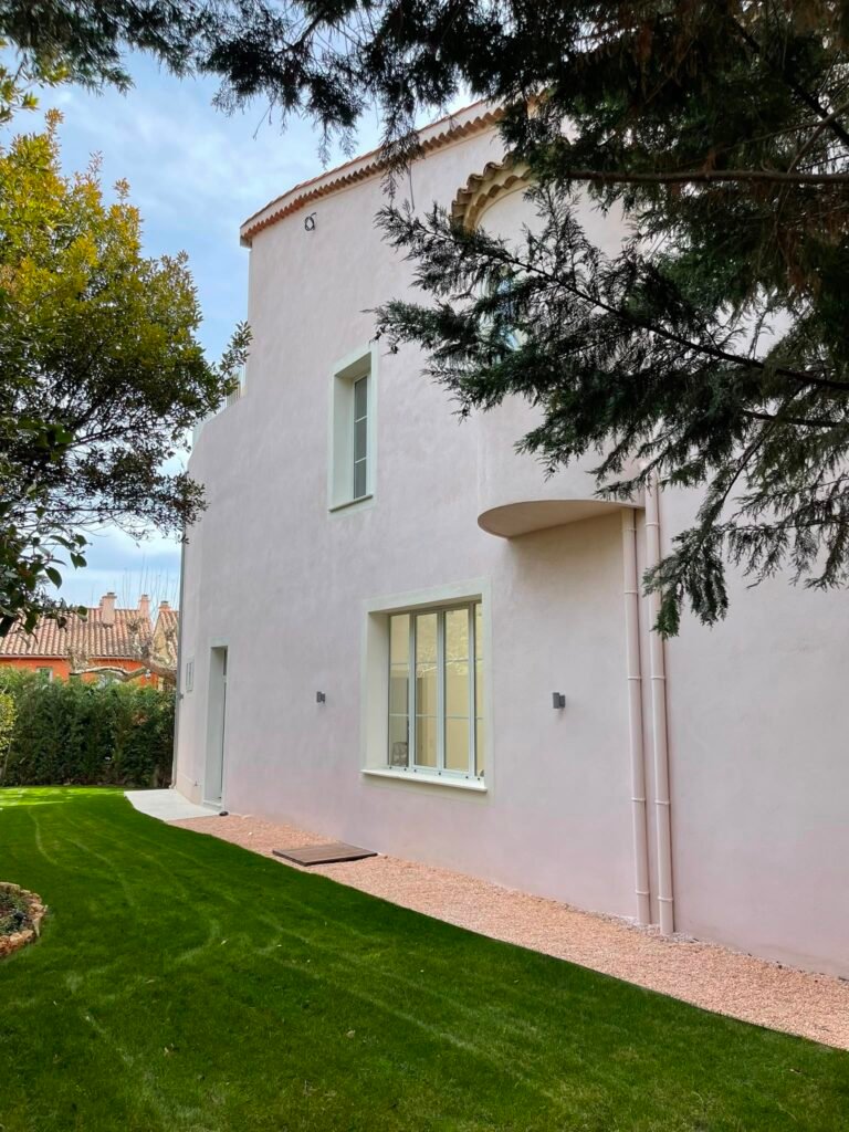 Une maison mieux isolée et une façade neuve